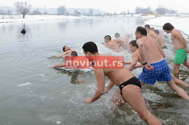 Bagrdansko jezero 2013.