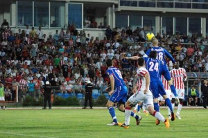 Stojanović postiže gol protiv Zvezde