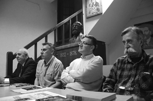 Prvi počasni predsednik: Slobodan Žikić (desno)