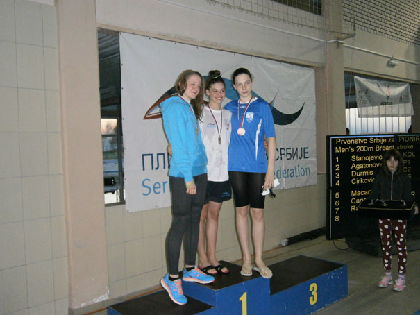 Sofija Spasojević (u sredini) i dalje na tronu