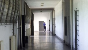Srbija će uštedeti smanjenjem broja zatvorenika