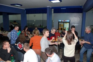 Na zajedničkoj večeri u opuštenoj atmosferi