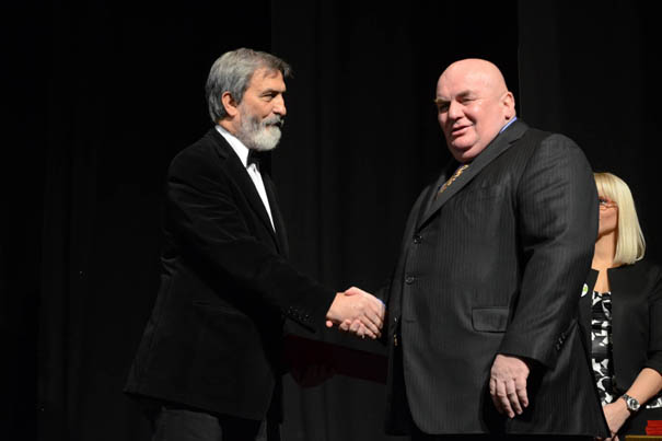 Draganu Markoviću, predsedniku Skupštine grada, uručena posebna Povelja