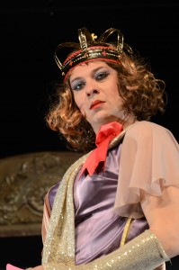 Goran Jeftić briljirao u ulozi gospodje ministarke