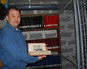 Zbirku drzi u podrumu, jer nema mesta u stanu