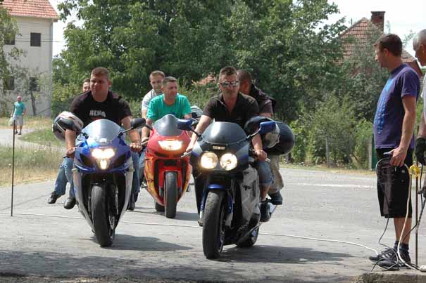 Okupljanje bajkera postala tradicija: sa ovogodišnjeg skupa u Bunaru