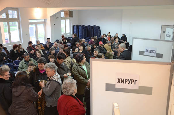 Veliko interesovanje građana Jagodine za besplatne lekarske preglede