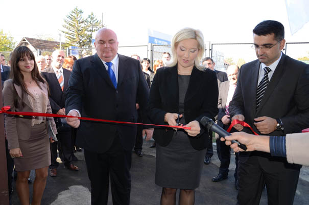 Presekla vrpcu: Ministarka Mihajlović na otvaranju nove trafo-stanice u Jagodini