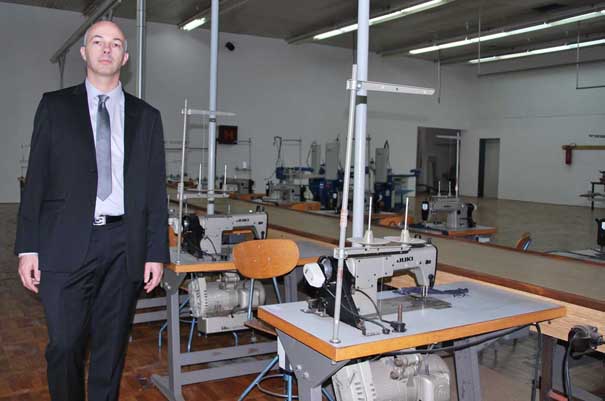 Frenk Uri oduševljen stanjem fabrike