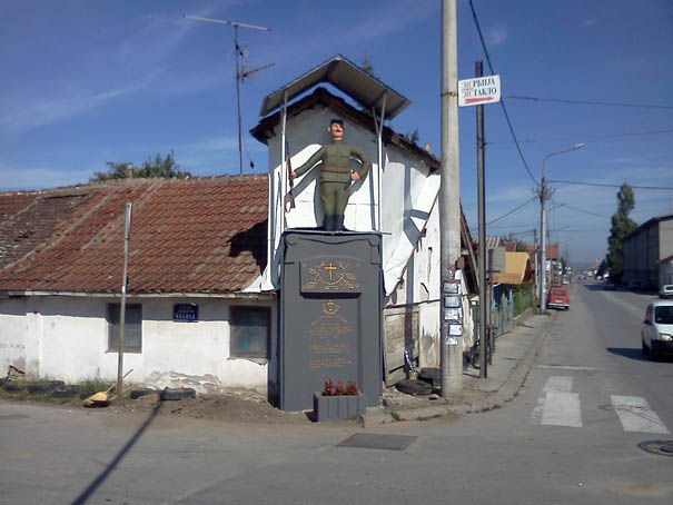 U novom ruhu: da se sećamo s ponosom naših ratnika