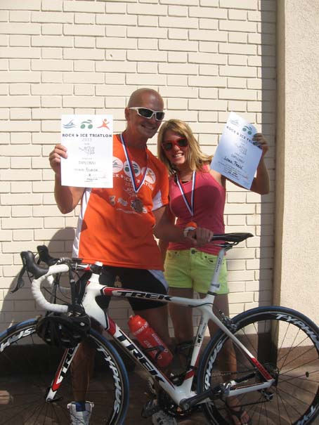 Medalje za Jagodinu: Lara Perić i Branimir Đuričić