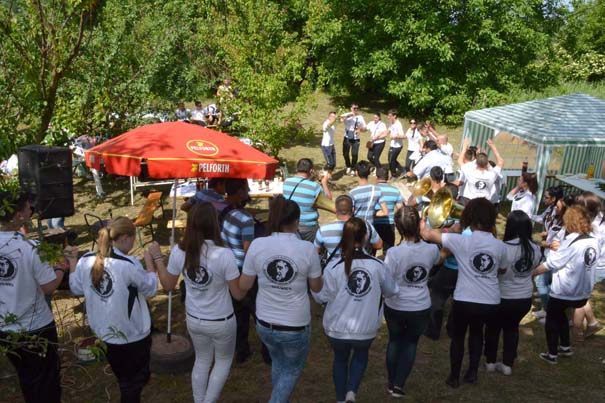 Meštani Vojske i Beča družili se u prirodi