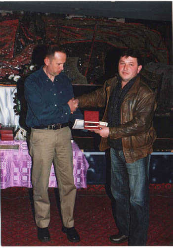 I golubarstvo hobi: Dragan Petronijević prima priznanje