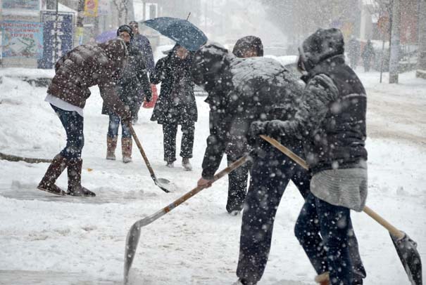 ciscenje snega obavezno