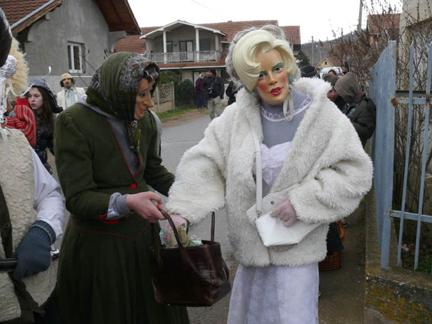 Mlada i starosvatica dobile najviše novca