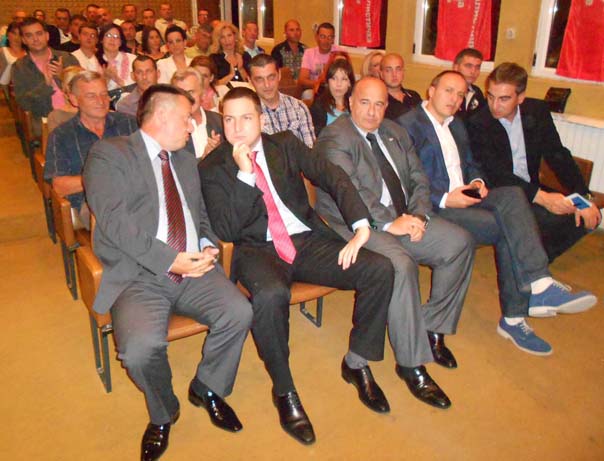 Detalj sa vanredne skupštine u Ćupriji: izabrano novo rukovodstvo SPS-a