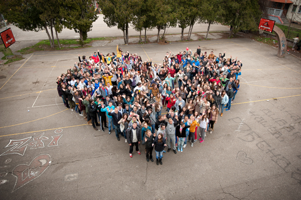 Humanost na delu: jagodinski gimnazijalci "formirali" srce za Kolina