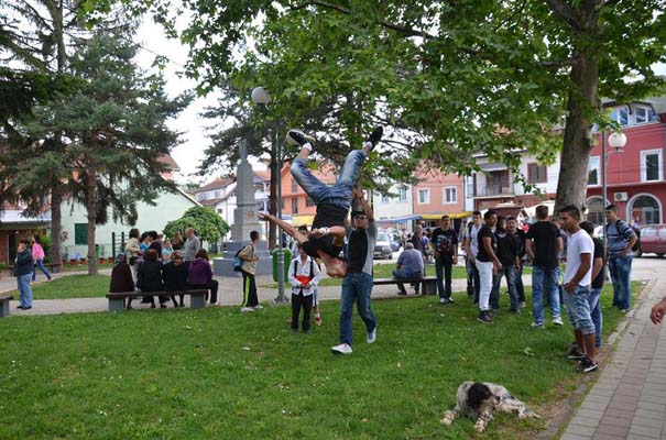Šire pozitivnu energiju oko sebe : Aktivisti saveta omladine