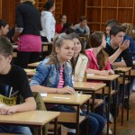 Poslednji dan ''male mature'' - osmaci polagali kombinovani test 