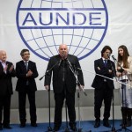 Od 1. aprila veće plate i stalni radni odnos